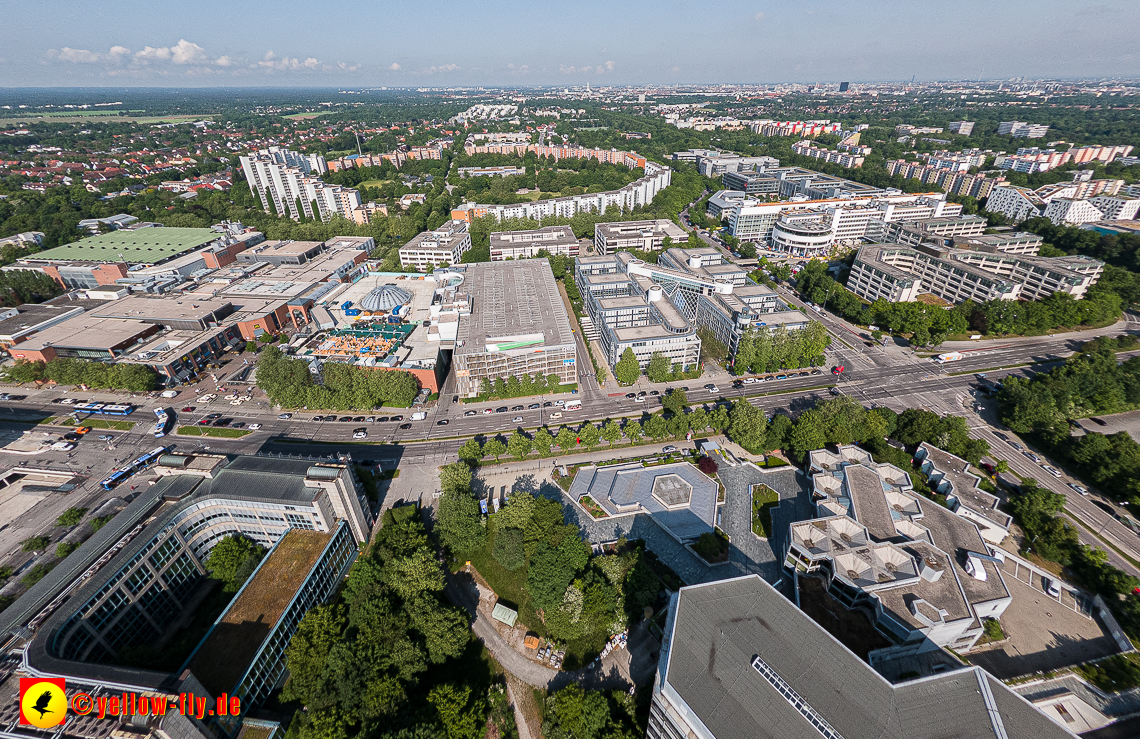 07.06.2023 - Neuperlachs neue Mitte mit PEP, Perlach Plaza, Share, Allianzversicherung und Wohnring